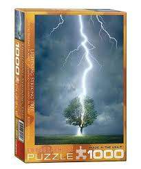 Lightning Striking Tree 1000pc